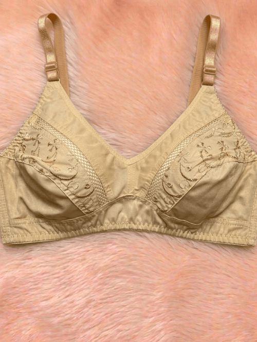 Vareno Wear Skin Color Non-Padded Bra for Women – Soft Cotton Daily Wear Bra Pakistan
